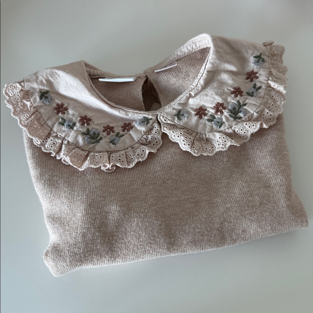 Zara - EMBROIDERED KNIT SWEATER